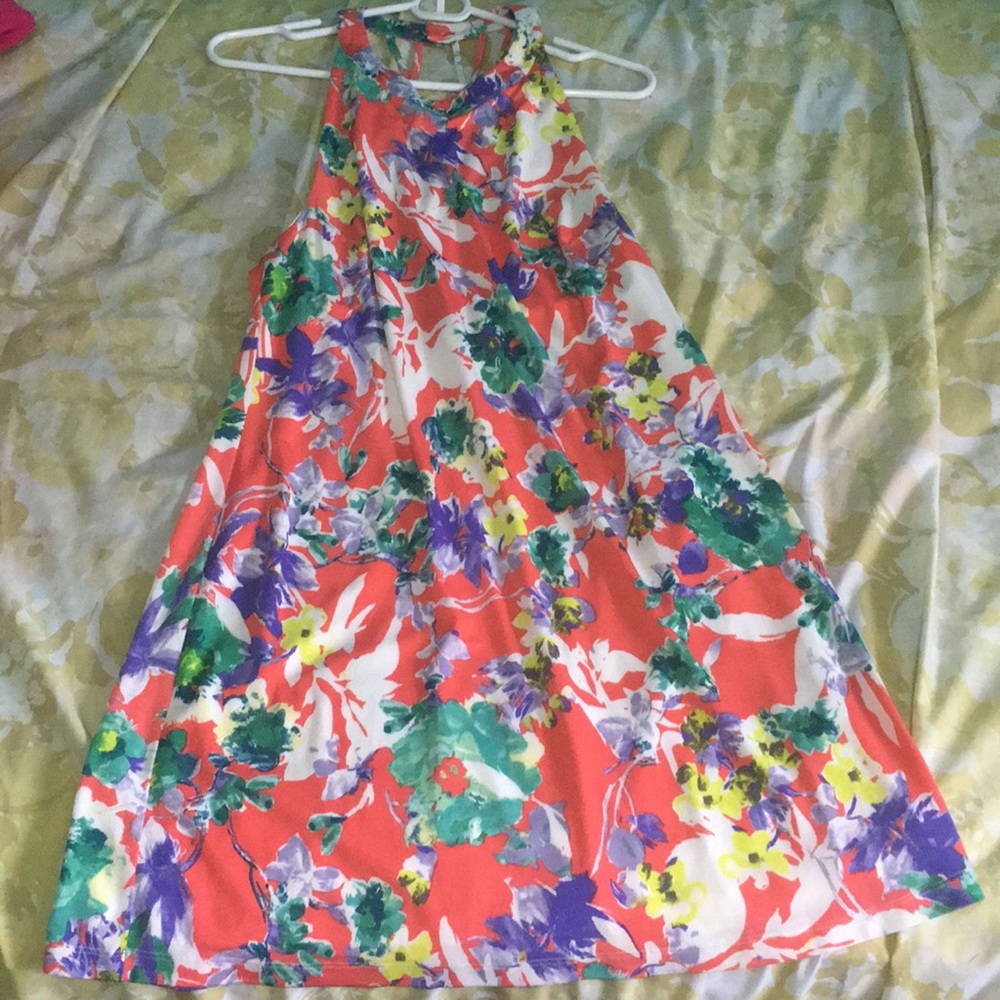 Medium JustFab Floral Halter Neck